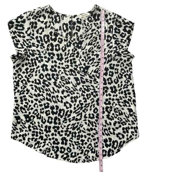 Lily WhiteBlack and White Cheetah Print Blouse Medium - Picture 12 of 13